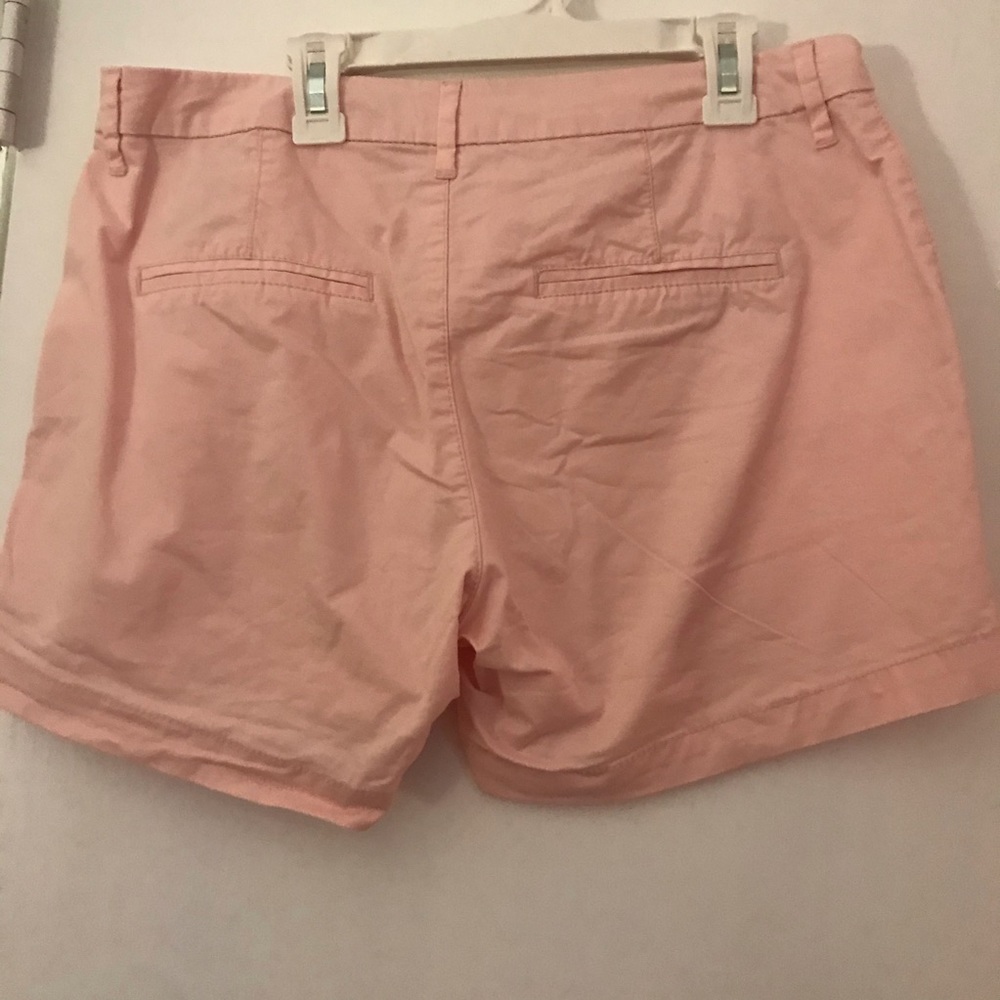 Pink shorts - Picture 2 of 3